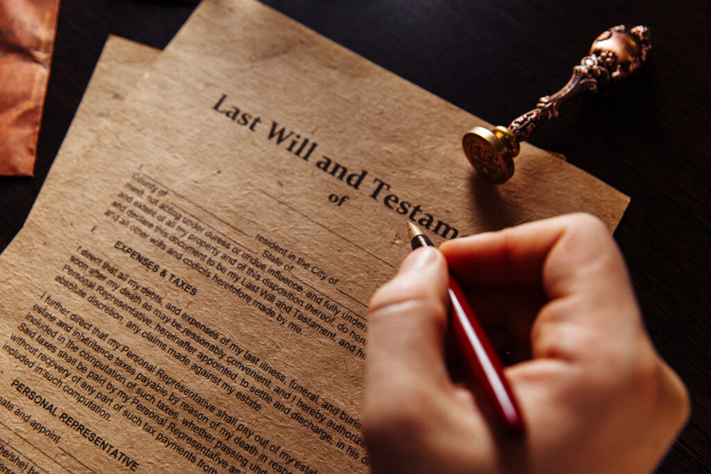 Wills-and-estate-lawyer-1024x683 (1)